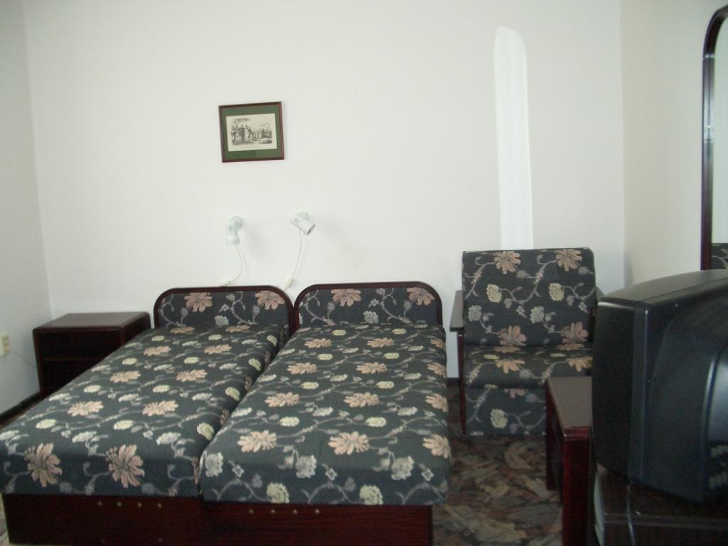 Aranyhid Hotel Balatonboglár Quarto foto